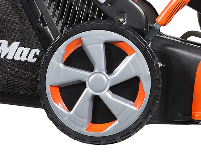 Ruote tagliaerba ampie | Oleo-Mac